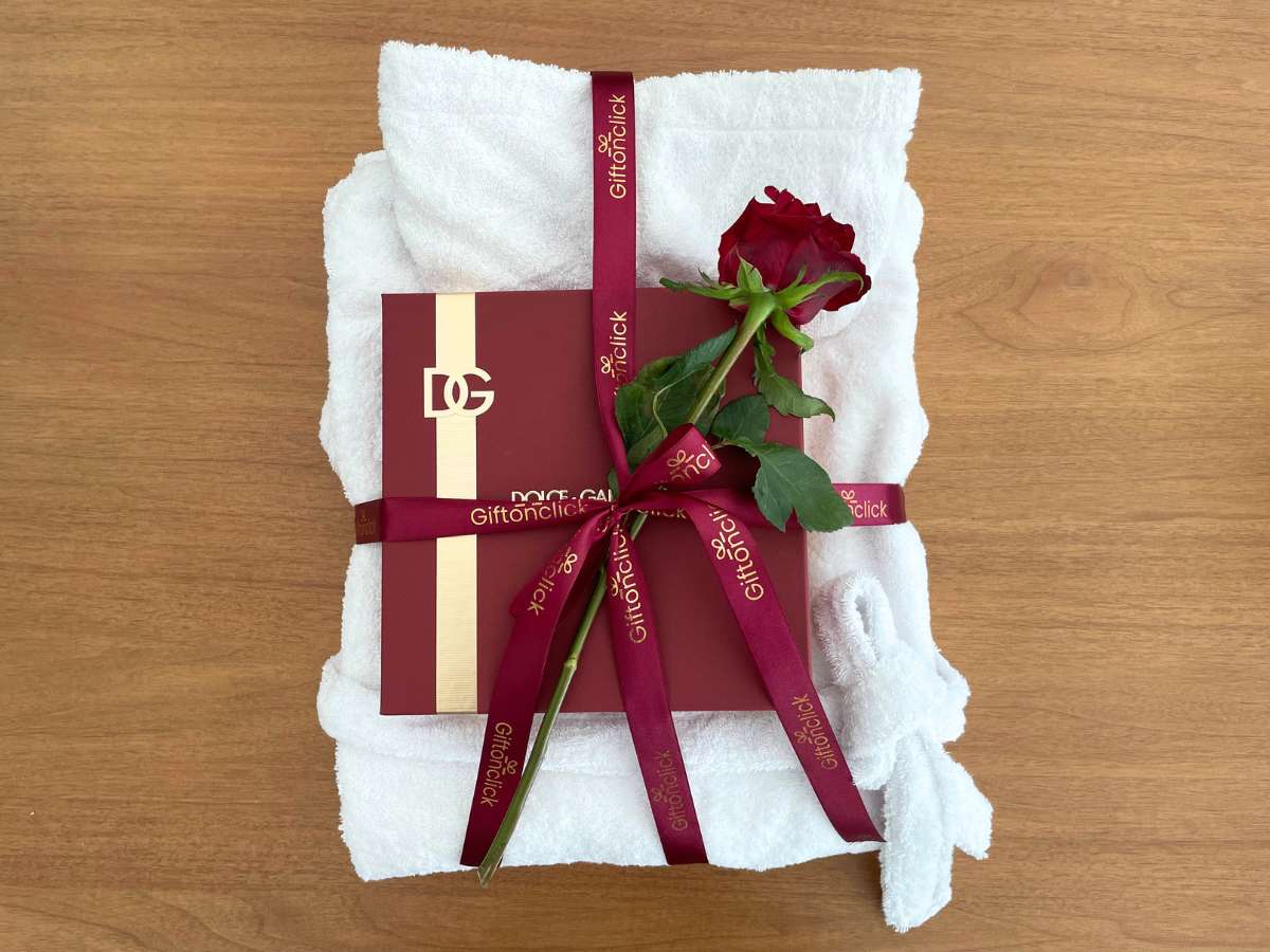 King Robe & Dolce & Gabbana Gift Set
