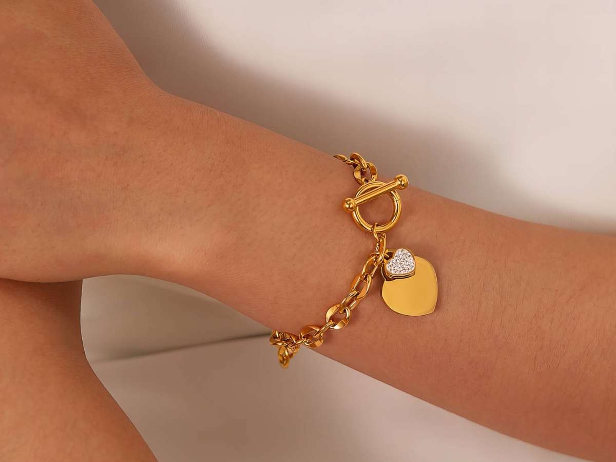 Hearts Charm Bracelet 18K Gold
