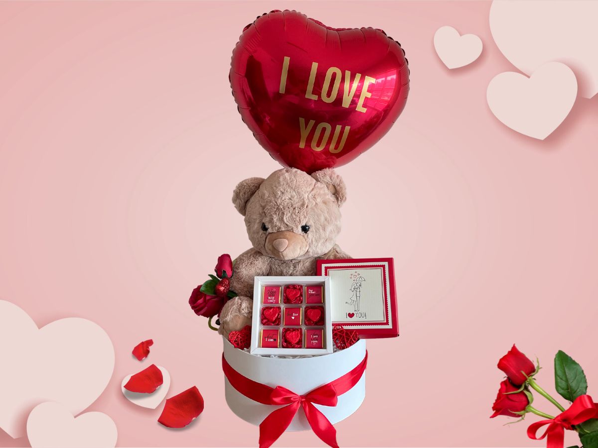 gift hamper UAE | gift hamper Dubai free delivery | luxury gift hamper UAE | gift basket UAE | gift hamper Dubai | Bear Hugs & Sweet Love Gift Box | send gifts Dubai | romantic gift Dubai | love gift box UAE | teddy and chocolate hamper UAE | chocolate gift box Dubai | chocolate hamper UAE