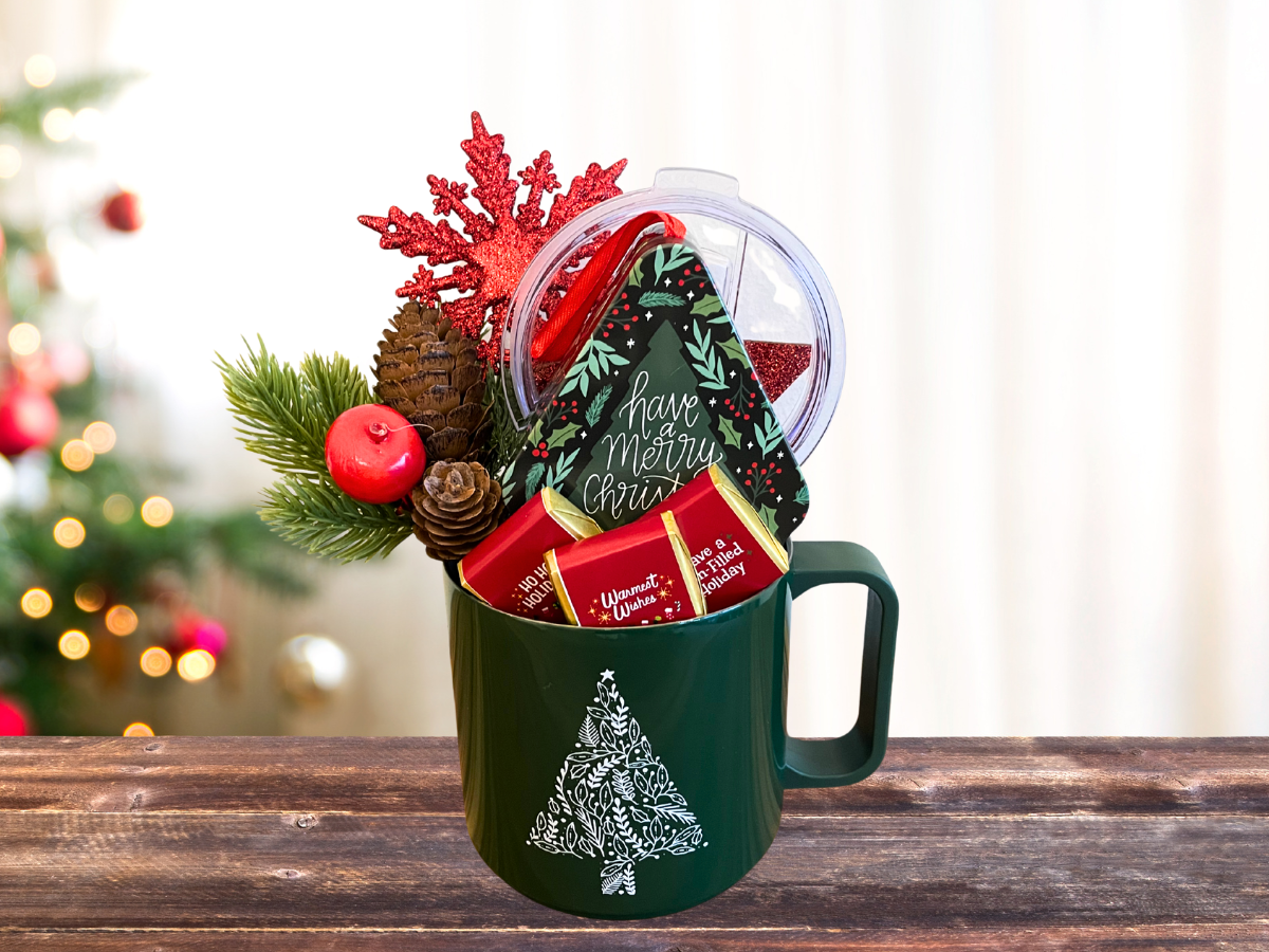 Christmas Gift Dubai, Christmas Mug Gift, Christmas Gift Set, Belgian Chocolate Dubai, Chocolate Gift UAE, Insulated Mug Dubai, Secret Santa Gift Dubai, Corporate Christmas Gifts UAE, Christmas Gift Box, Christmas Gift for Teachers, Christmas Gift for Colleagues, Luxury Gift Dubai, Christmas Decorations Gift, Dubai Gifts Online
